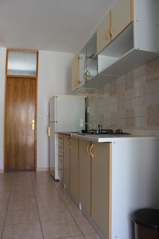 Apartments Istuk Vir Habitación foto